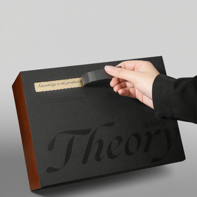 Eco-friendly Custom Zipper Mailer Box Cartão corrugado Laminado preto mate Verniz UV