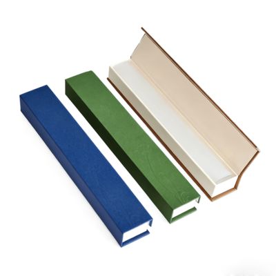 Caixa de incenso retangular de cor sólida de luxo Embalagem de papel kraft personalizada para presentes Caixas rígidas Forro de esponja Estampagem