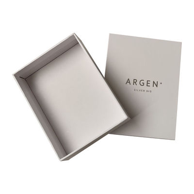Luxury Cover And Base Box 157g Art Paper 1000g Cardboard White Jewelry Packaging Box (Caixinha de embalagem de jóias brancas)