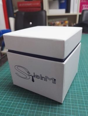 Dimensões personalizadas Caixas de auto-elevação recicladas LED Light Watch Box Embalagem de presente