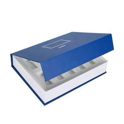 Logotipo do cliente Caixa de embalagem de cartucho de luxo com fecho magnético para cuidados com a pele para batom