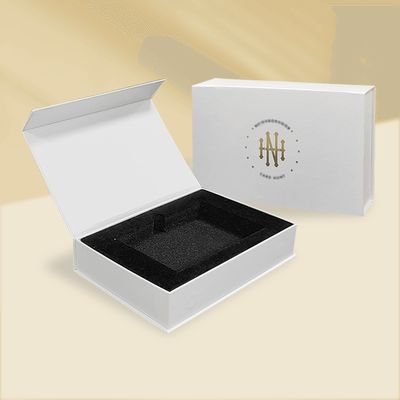 Liner de esponja 8x10 Caixa magnética fotomagnética rígida Embalagem de tamanho personalizado para álbuns de luxo
