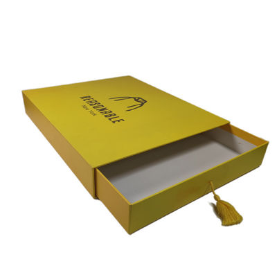 Impressão de logotipo personalizado Papelão Amarelo Retirável Caixa Deslizante T-Shirt Caixa de embalagem