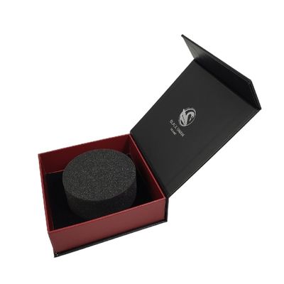 Logotipo personalizado Caixa de presente preta de luxo com fecho magnético feita de materiais reciclados