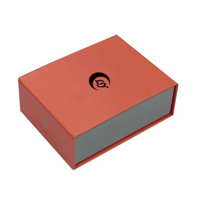 Caixa-presente magnética em forma de livro vermelho com flip top e captura magnética