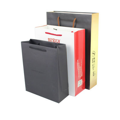 Sacos de compras de papel personalizados reciclados com manilha de laminação fosca / brilhante