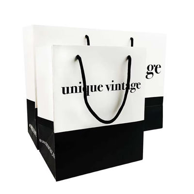 Embalagem Bolsa de papel de venda a retalho de luxo Bolsas de presente de compras de luxo com alças para jóias Pequenas empresas comerciais