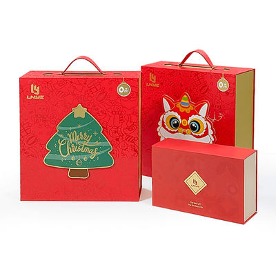 Logotipo personalizado convidado porta de casamento chinês caixa de presente caixa de doces caixa de embalagem de papel vestido de casamento caixa de presente com fecho de fita