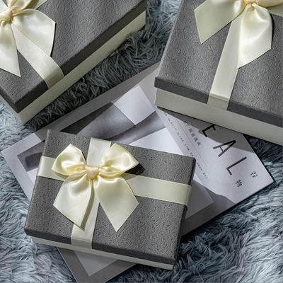 Caixa de presente de alta qualidade Embalagem Tamanho personalizável Para o Dia dos Namorados Dia da Mãe Arco Preto Branco Decoração Caixa de presente