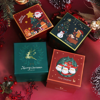 Luxury Custom Christmas Style Eco-friendly Gift Packaging Cardboard Red Top Cover Christmas Ribbon Gift Box Set (Pacote de presente ecológico de Natal em papelão vermelho)