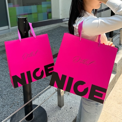 Logotipo impresso personalizado Bolsas de papel ecológicas Bolsas de papel kraft de alta qualidade para roupas