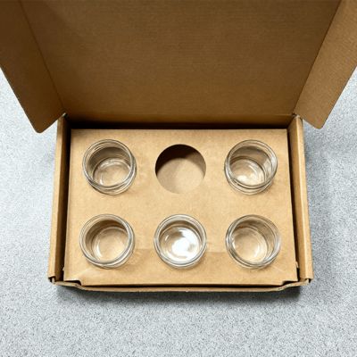 Caixa de Embalagem de Presente Personalizada de Papelão Ondulado Kraft para 6 Unidades para Lata de Vela Perfumada de 2 Oz com Impressão de Folha de Ouro e Laminação Fosca