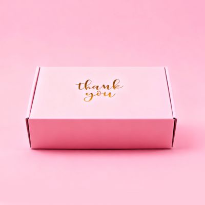 Embalagem de presente biodegradável reciclável ondulada para sapatos, roupas, esponja, correio e envio