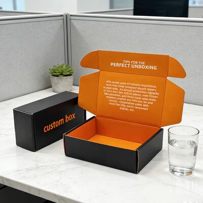 Logotipo personalizado Caixa de envio de papel ondulado elegante e elegante para roupas camiseta chapéu