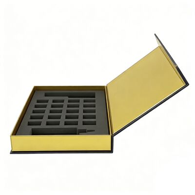 Luxury Premium Magnetic Closure Flip Top Rigid Cardboard Package Box Caixa de presente de papel mate para cosméticos