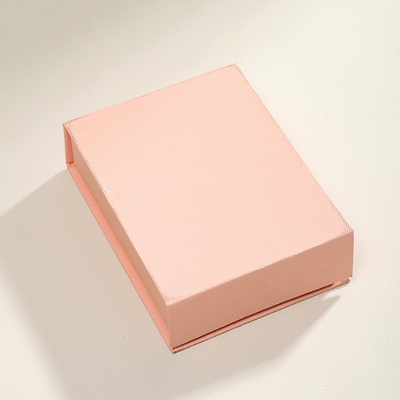 Logotipo de cor personalizada Rosa Caixa dobrável de alta qualidade Cor de destaque Logística Caixa magnética para joias Pequena